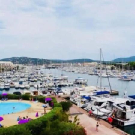 Appartamento Petit Cocon Magnifique Vue Sur Marina Dans Le Golfe De Saint Tropez Cogolin Esterno foto