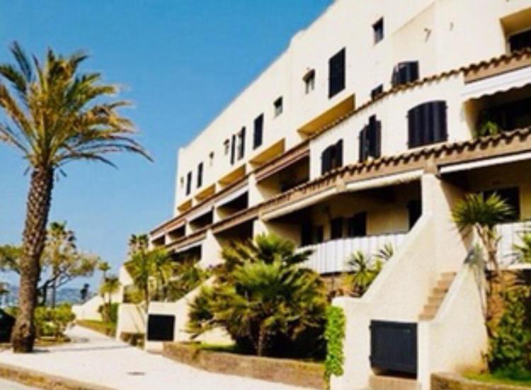 Appartamento Petit Cocon Magnifique Vue Sur Marina Dans Le Golfe De Saint Tropez Cogolin Esterno foto
