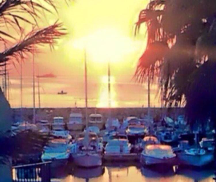 Appartamento Petit Cocon Magnifique Vue Sur Marina Dans Le Golfe De Saint Tropez Cogolin Esterno foto